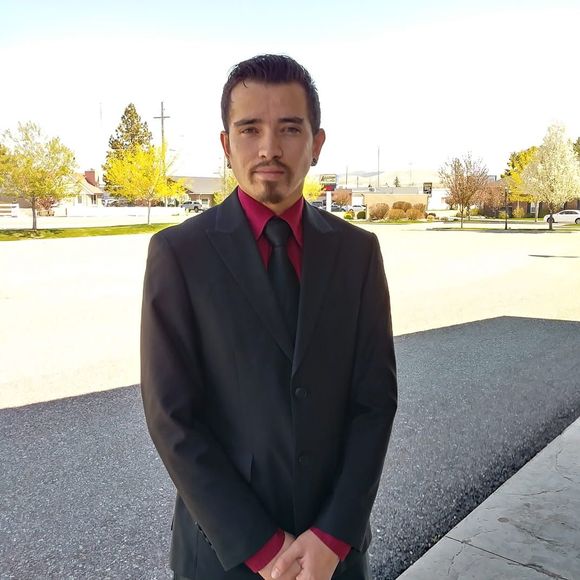 Meet your Posher, Alex - Picture 1 of 1